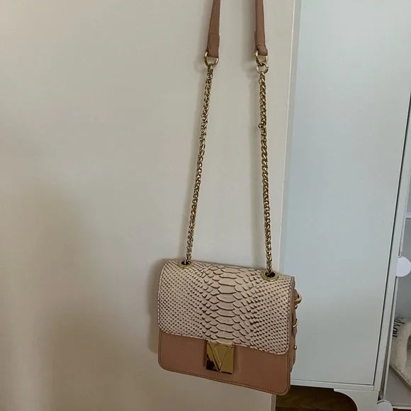 Vince Camuto bag - Picture 3 of 3